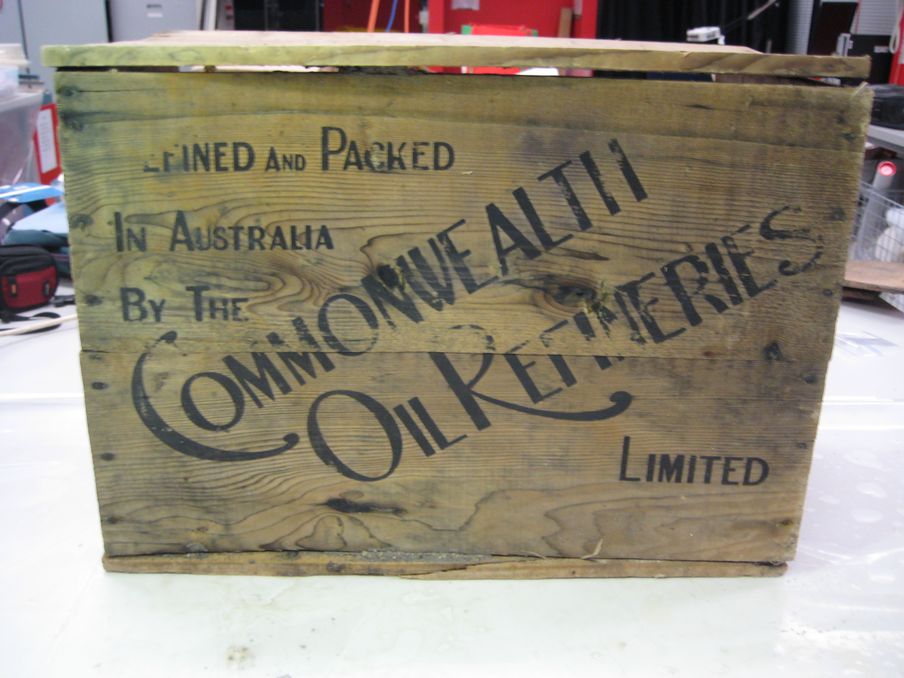 commonwealth old box